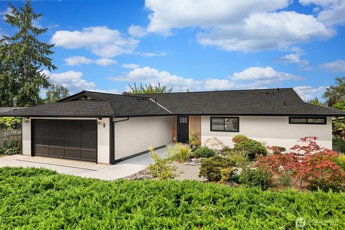 5 151st Pl Se, Bellevue, WA, 98007-5221 | Card Image