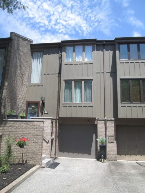 25 Maple Ct, Pittsburgh, PA, 15237-2629 | Card Image