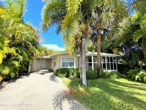 208 Johnson Ave, Cape Canaveral, FL, 32920-3213 | Card Image