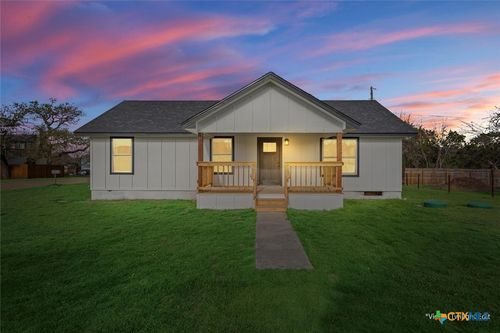 1 Cliffwood Dr, Belton, TX, 76513-6307 | Card Image