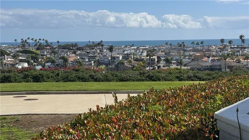 210 Lille Ln, Newport Beach, CA, 92663-1605 | Card Image