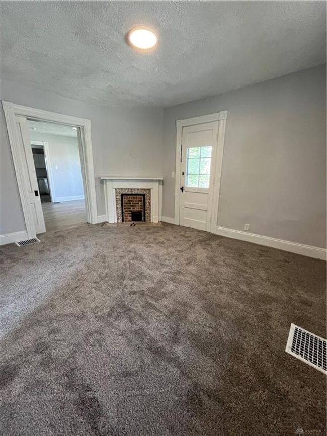 400 S Detroit St, House other with 4 bedrooms, 2 bathrooms and null parking in Xenia OH | Image 20