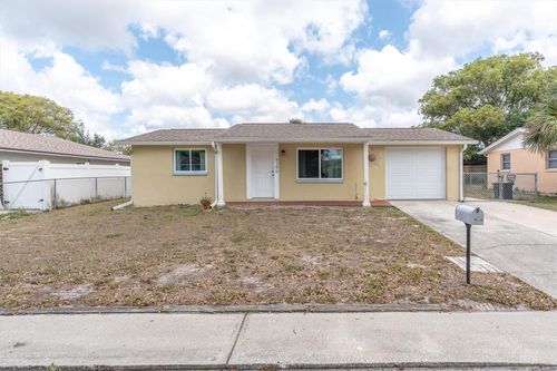 9106 Lunar Ln, PORT RICHEY, FL, 34668-5160 | Card Image