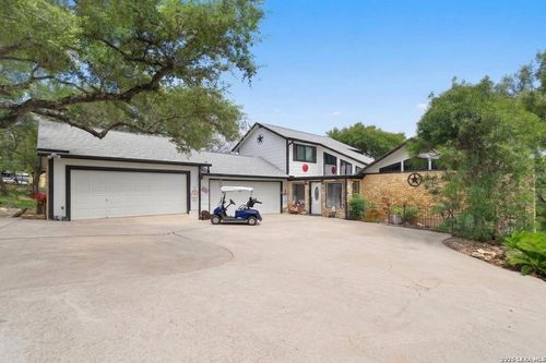 239 Watts Ln, Canyon Lake, TX, 78133-6405 | Card Image