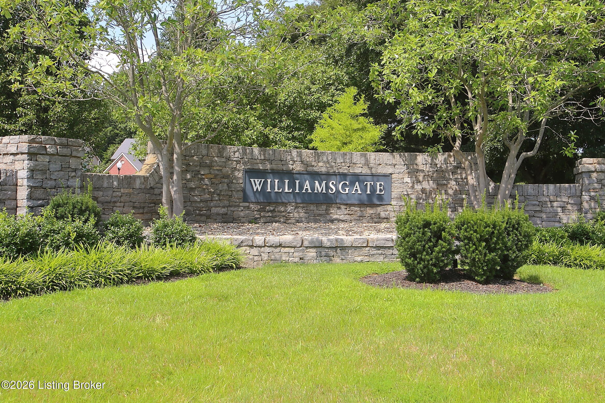 Residential in Crestwood 2