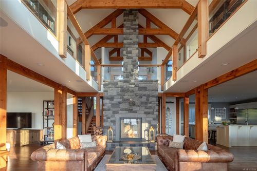 1107 Kye Bay Rd, Comox, BC, V9M3T4 | Card Image