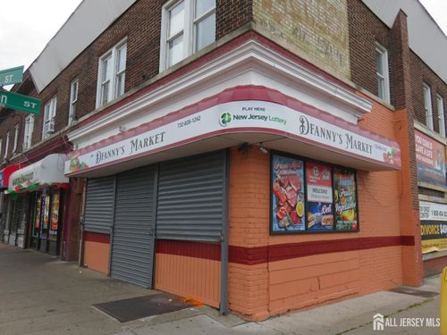 349-349 Smith St, Perth Amboy, NJ, 08861-5159 | Card Image