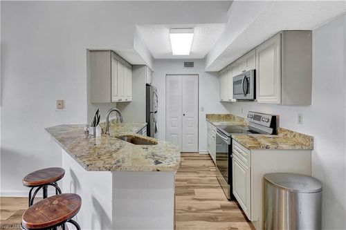 apt-1633-13615 Eagle Ridge Dr, FORT MYERS, FL, 33912-6821 | Card Image