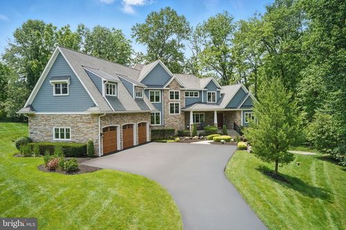 415 Pyles Mountain Ln, AVONDALE, PA, 19311-9603 | Card Image