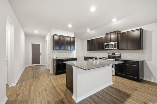 7439 Hercules Pt, San Antonio, TX, 78252-2849 | Card Image