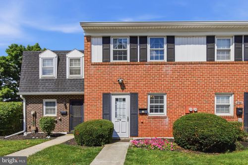 774 Hardwick Pl, YORK, PA, 17404-1966 | Card Image