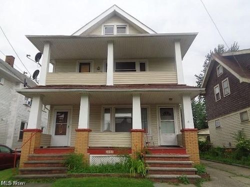 3282 W 94th St, Cleveland, OH, 44102-4856 | Card Image