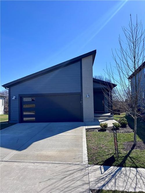 18057 Hauser St, Bucyrus, KS, 66013 | Card Image