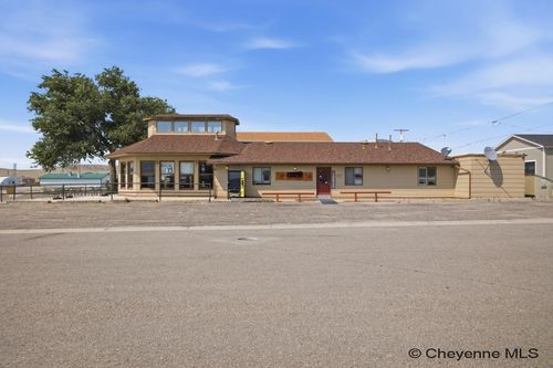 302 B St, Glendo, WY, 82213-5004 | Card Image