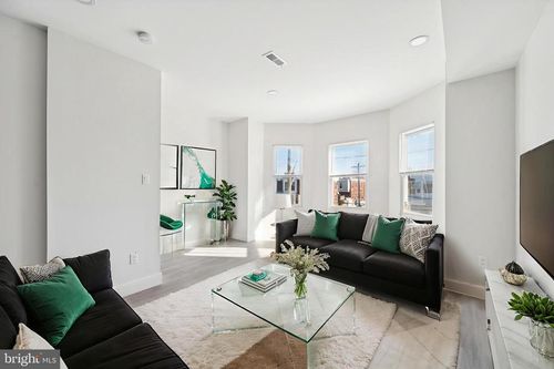 2-32 S 62nd St, PHILADELPHIA, PA, 19139-2903 | Card Image