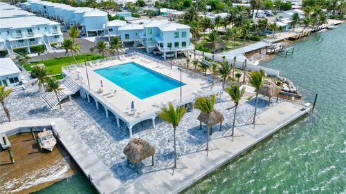 26a-10877 Overseas Hwy, Marathon, FL, 33050-3433 | Card Image