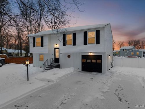 113 Roundmill Ln, Minoa, NY, 13116-1023 | Card Image