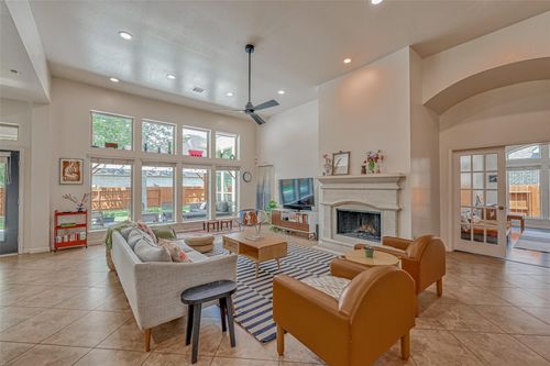 5918 Emmit Creek Ln, Sugar Land, TX, 77479-7134 | Card Image
