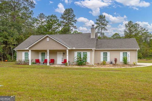 486 Bartram Loop, Waynesville, GA, 31566-3987 | Card Image