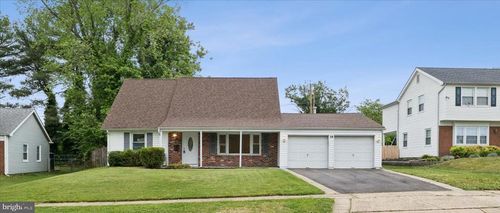 38 Gramercy Ln, Willingboro, NJ, 08046-3322 | Card Image