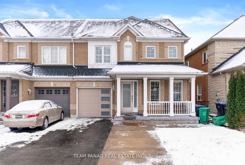 16 Saintsbury Cres, Brampton, ON, L6R2W3 | Card Image