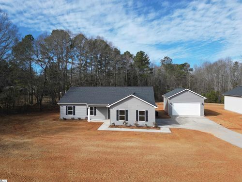 10002 Highway 252, Ware Shoals, SC, 29692-3233 | Card Image
