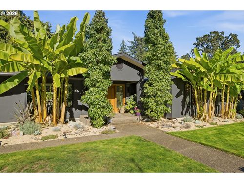 1545 S Mary Failing Ct, Portland, OR, 97219-8553 | Card Image