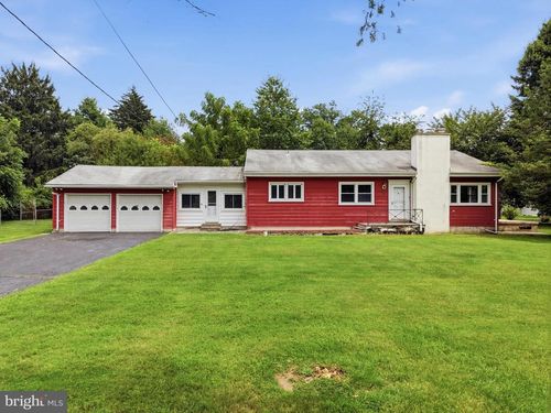 4 Flower Hill Ln, Pennington, NJ, 08534-1229 | Card Image