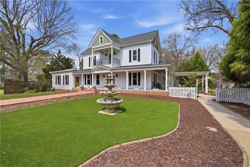 108 King St, Adairsville, GA, 30103-2303 | Card Image