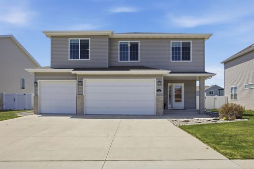 3122 5th St E, West Fargo, ND, 58078-4229 | Card Image