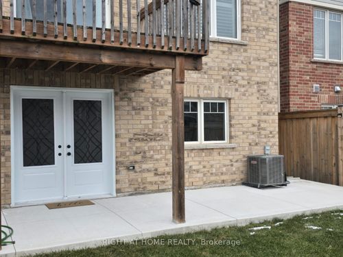 1258 Duignan Cres, Milton, ON, L9E1C5 | Card Image
