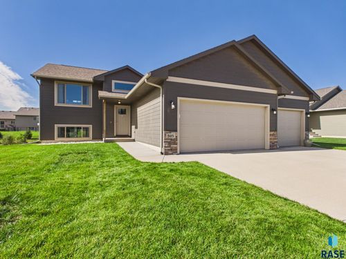 505 Brannon Dr Drive, Harrisburg, SD, 57032 | Card Image