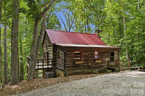 300 Clark Cove Rd, Statesville, NC, 28677-9030 | Card Image