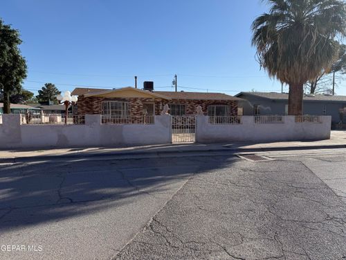 8118 Tierra Verde Dr, El Paso, TX, 79907-4138 | Card Image