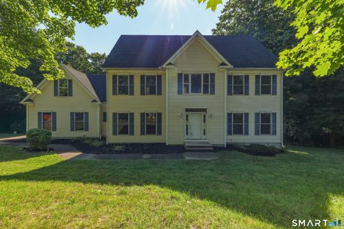 15 Davison Rd, Moodus, CT, 06469-1036 | Card Image