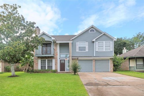 3122 Lazy Brook Dr, Sugar Land, TX, 77479-1838 | Card Image