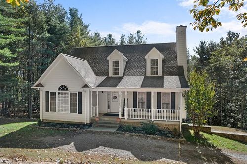 619 Maplewood Dr, Galax, VA, 24333-4461 | Card Image