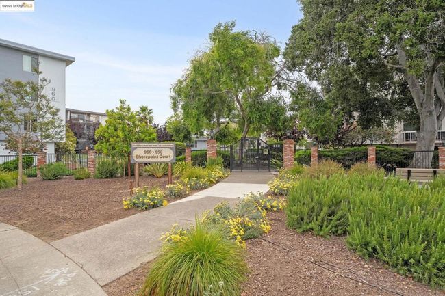 APT-320 - 960 Shorepoint Ct, Condo with 2 bedrooms, 2 bathrooms and 2 parking in Alameda CA | Image 58