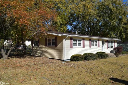 2331 Avenue A, Fort Madison, IA, 52627-2343 | Card Image