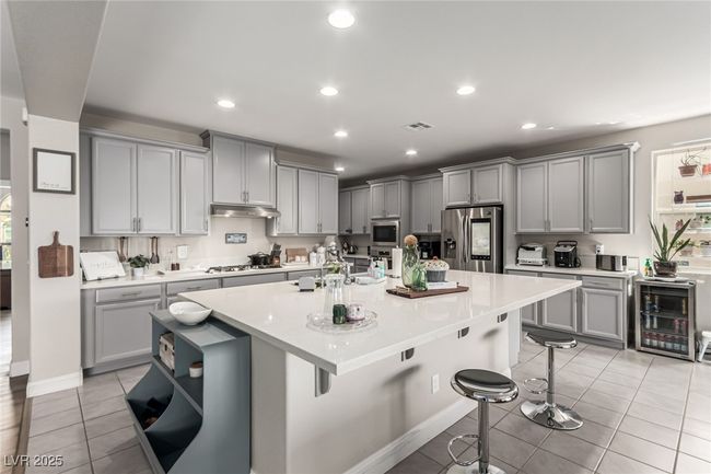 813 Bluebird Hill Ave, House other with 5 bedrooms, 5 bathrooms and null parking in North Las Vegas NV | Image 15