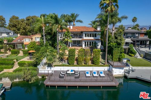 9928 Toluca Lake Ave, Toluca Lake, CA, 91602-2923 | Card Image