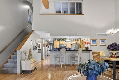 1083 Oak Bay Dr, Galloway, OH, 43119-8502 | Card Image