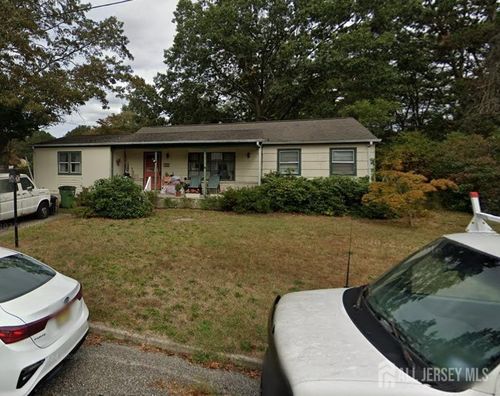 202 Ohio Ave, Egg Harbor Twp, NJ, 08234-7219 | Card Image