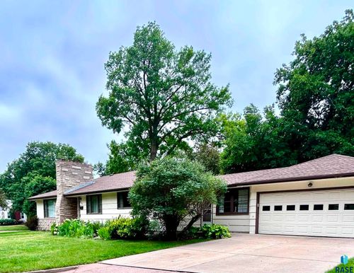 1509 S Carter Pl, Sioux Falls, SD, 57105-2016 | Card Image