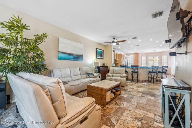 UNIT-411 - 1340 Bayshore Blvd, Condo with 3 bedrooms, 2 bathrooms and null parking in Dunedin FL | Image 12