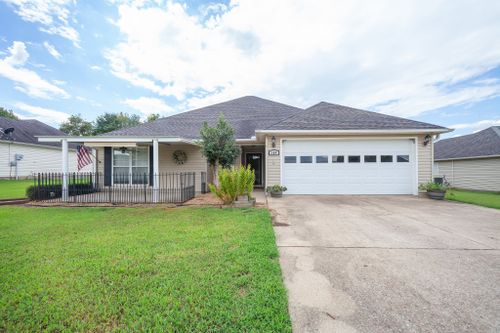 104 Layne Dr, Bells, TN, 38006-3782 | Card Image