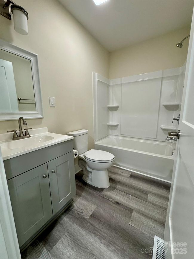 109 Broad St, House other with 3 bedrooms, 3 bathrooms and null parking in Shelby NC | Image 21