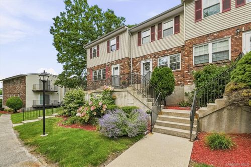 2002-276 Temple Hill Rd, New Windsor, NY, 12553-6873 | Card Image