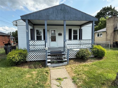 2861 Maple St, Bethel Park, PA, 15102-2519 | Card Image