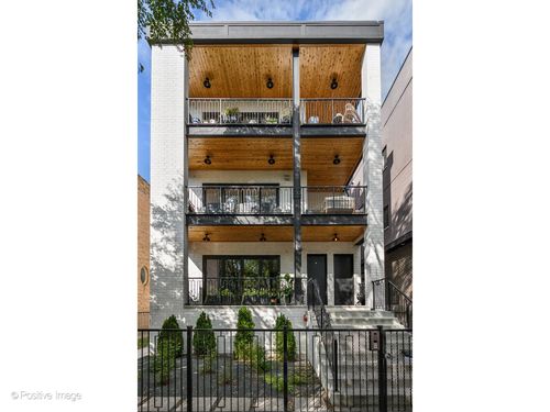 2-1752 W Huron St, CHICAGO, IL, 60622-5620 | Card Image